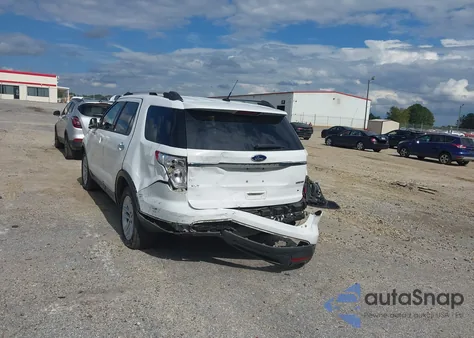 2015 Ford Explorer Xlt z USA, uszkodzony, nr VIN 1FM5K7D8XFGA82632